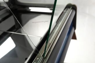 Lada chłodnicza z szybą prostą ukośną L-A3 - 9