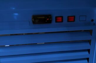 Lada chłodnicza z szybą prostą ukośną L-A3 - 16